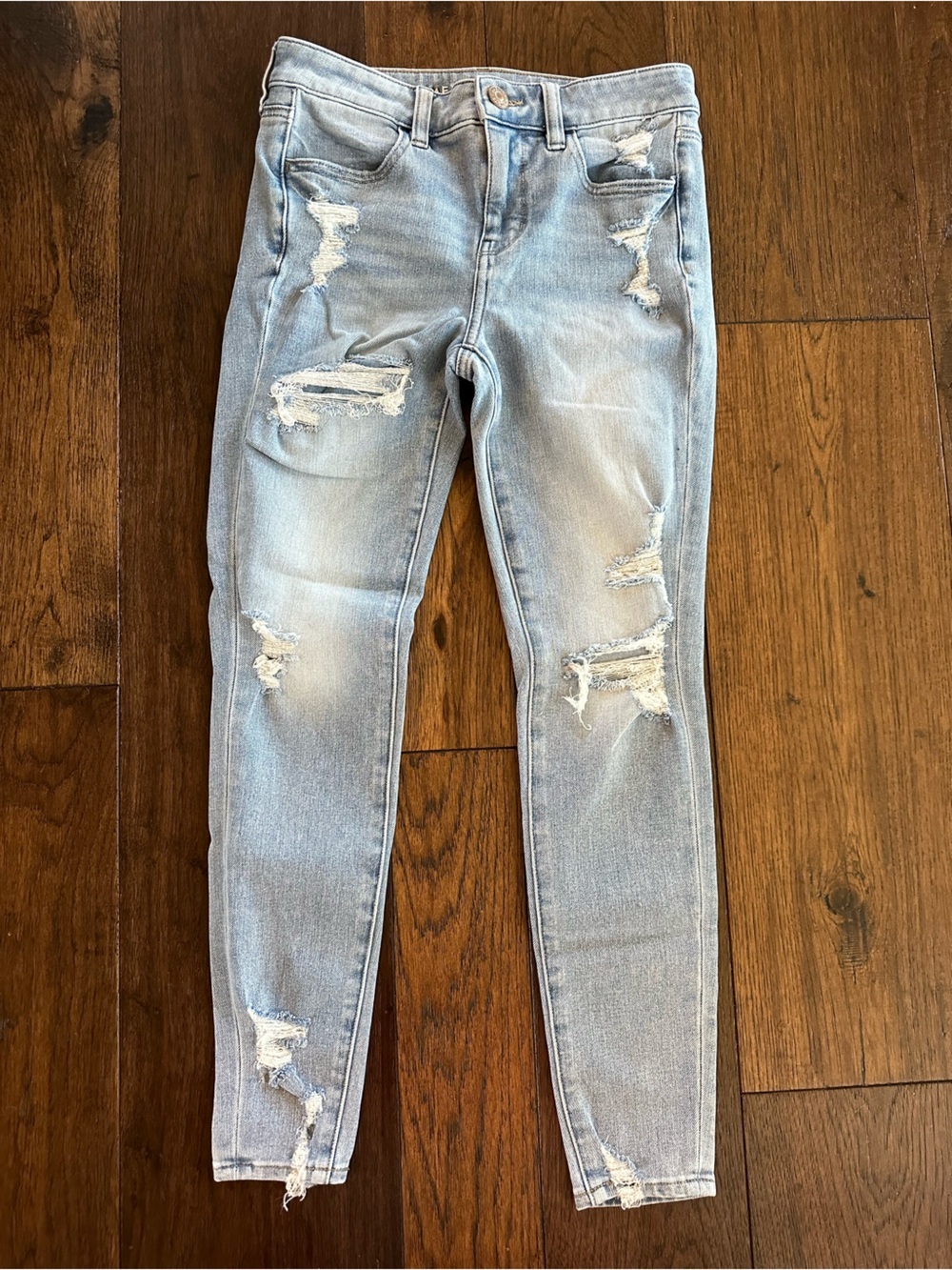 American Eagle High-Rise Jeggings Blue Distressed Women’s- size 4 short